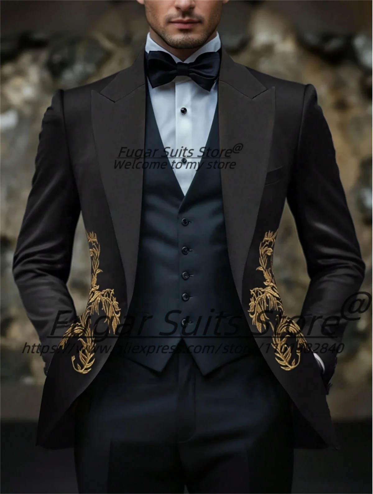 High-end Formal Groom Wedding Tuxedos Customized Golden embroidery Slim Fit Peak Lapel Men Suits 3 Pieces Sets Costume Homme
High-end Formal Groom Wedding Tuxedos Customized Golden embroidery Slim Fit Peak Lapel Men Suits 3 Pieces Sets Costume Homme