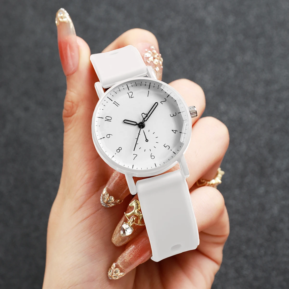 Fashion Arabic Dial Women Quartz Watch Simple Silicone Band Ladies Wristwatches Reloj Mujer Girls Clock Gift (Without Box)
Fashion Arabic Dial Women Quartz Watch Simple Silicone Band Ladies Wristwatches Reloj Mujer Girls Clock Gift (Without Box)