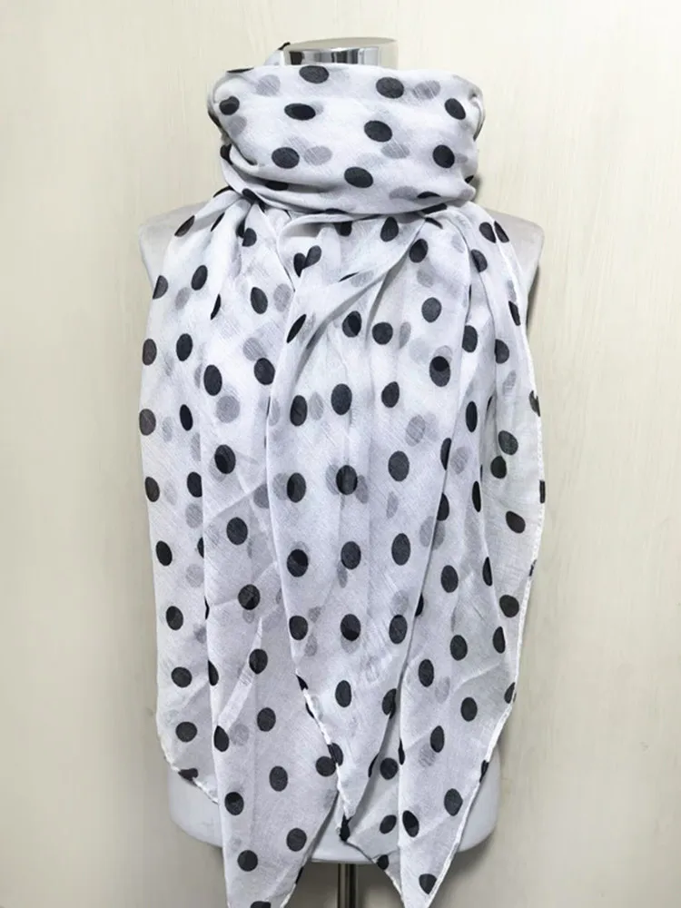 10pcs/lot fashion Dot scarf for women Ladies Scarves Soft Head Wraps Women's Neckerchief Hijab Lady Shawl
10pcs/lot fashion Dot scarf for women Ladies Scarves Soft Head Wraps Women's Neckerchief Hijab Lady Shawl