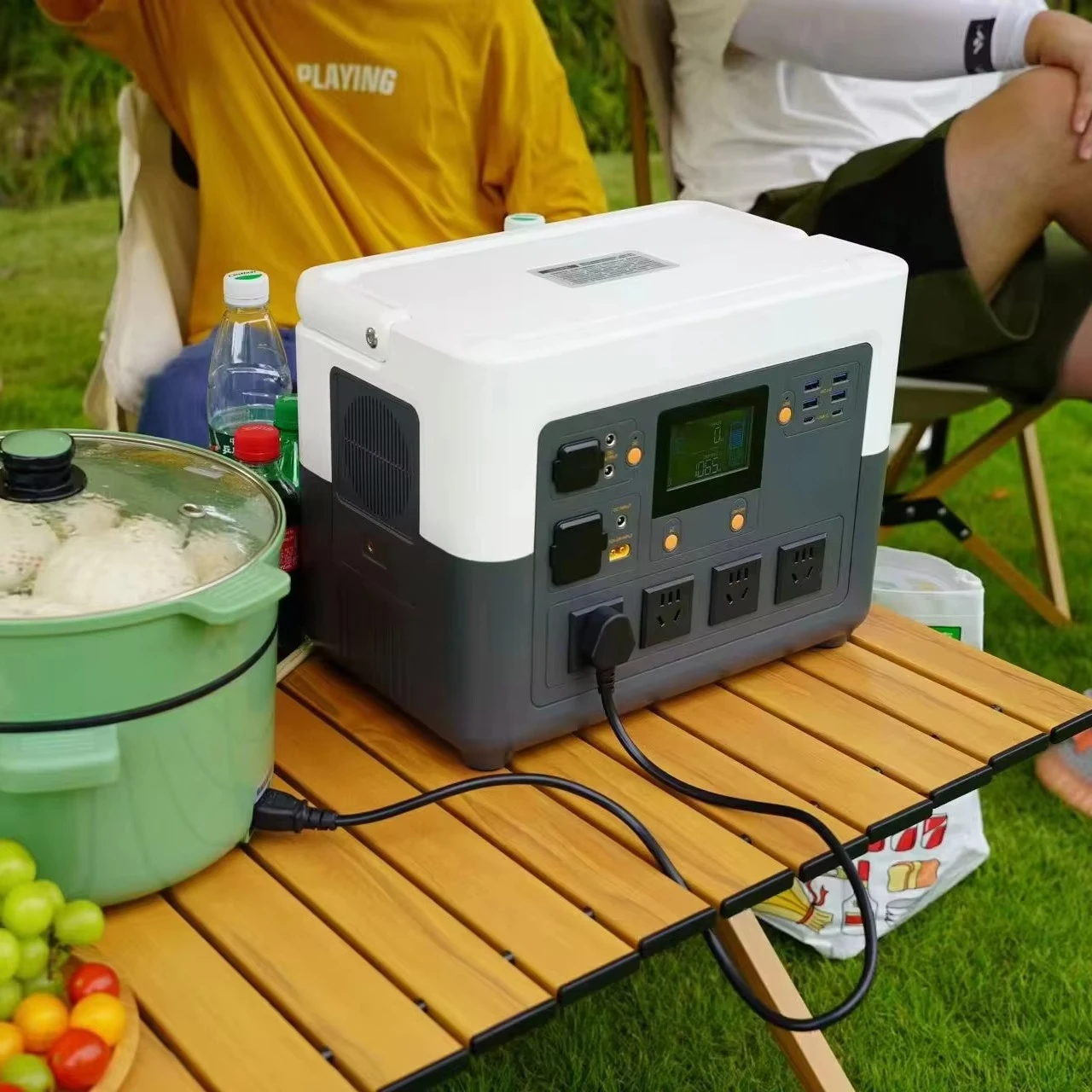 Portable 1500W power station 1000Wh battery backup solar generator home camping AC power socket emergency shutdown notebook
Portable 1500W power station 1000Wh battery backup solar generator home camping AC power socket emergency shutdown notebook