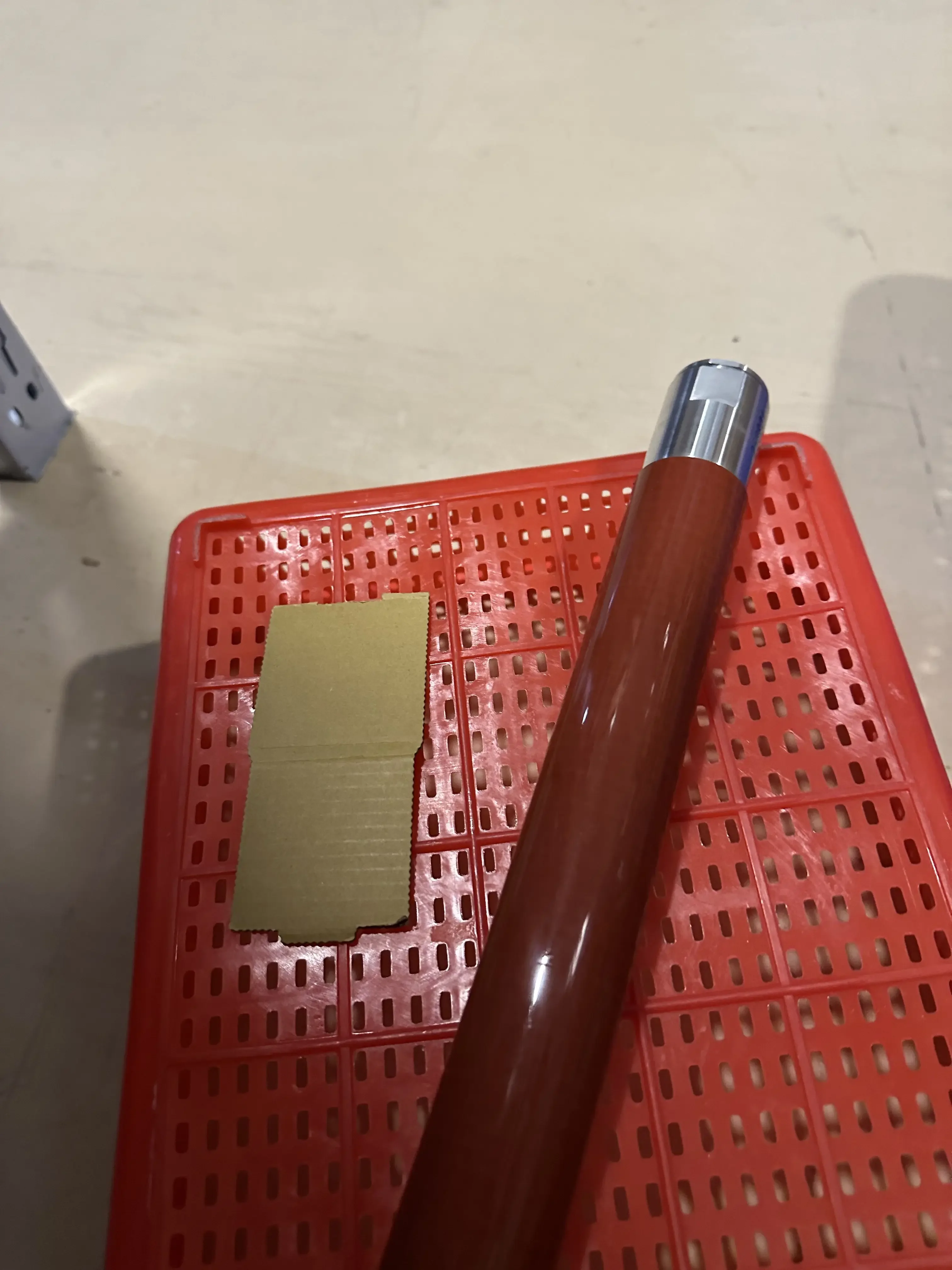 Upper Fuser Heat Roller For Xerox Color 550 560 C60 C70 C75 J75 DC 240 242 250 252 260 700 6550 7550 7775 7780 059K33390
Upper Fuser Heat Roller For Xerox Color 550 560 C60 C70 C75 J75 DC 240 242 250 252 260 700 6550 7550 7775 7780 059K33390