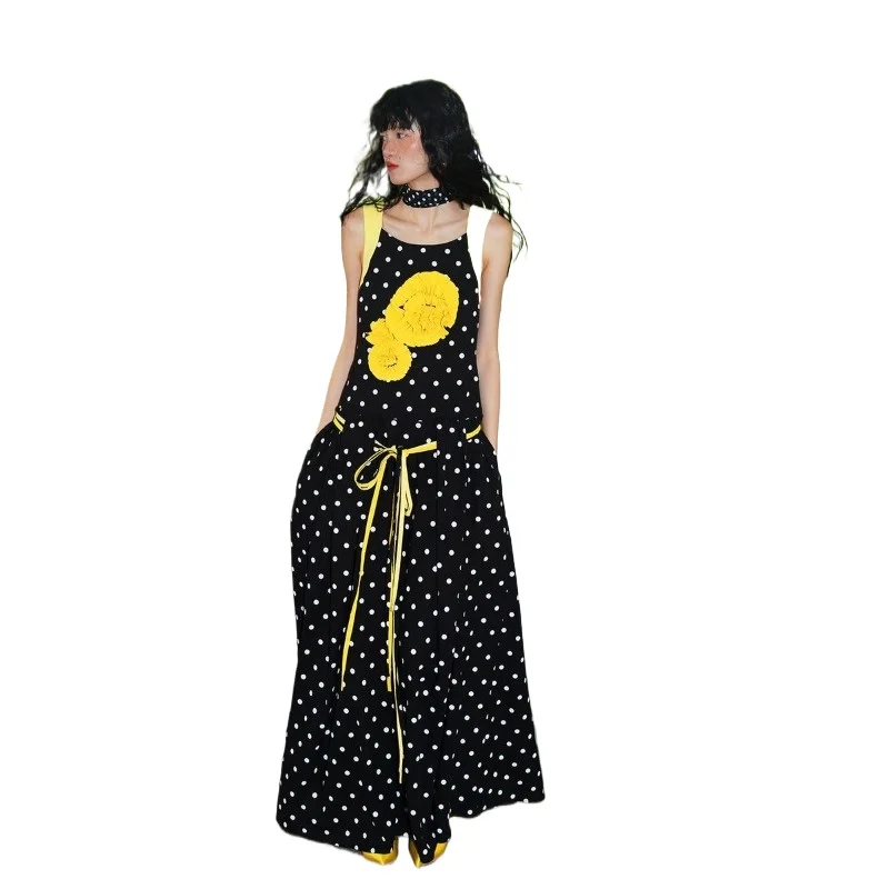 New Chinese Retro Vacation Polka Dot Three-dimensional Summer Disc Flower Long Dress Long Dress Sleeveless Waist Over The Knee
New Chinese Retro Vacation Polka Dot Three-dimensional Summer Disc Flower Long Dress Long Dress Sleeveless Waist Over The Knee