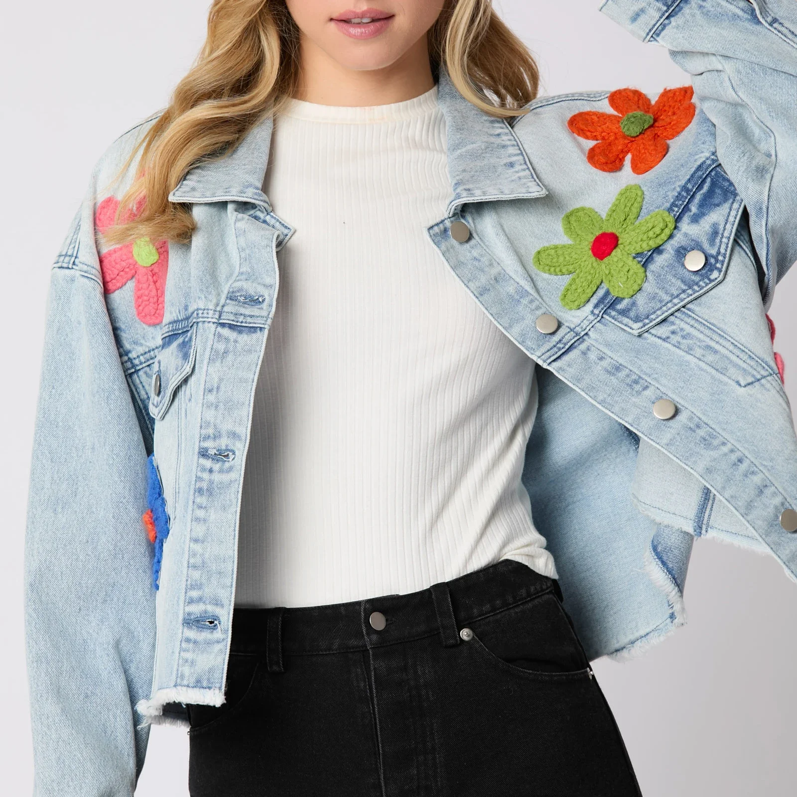 Women's Fall Crop Jean Jacket Floral/Football Embroidery Long Sleeve Turn Down Collar Button Down Hem Coat
Women's Fall Crop Jean Jacket Floral/Football Embroidery Long Sleeve Turn Down Collar Button Down Hem Coat