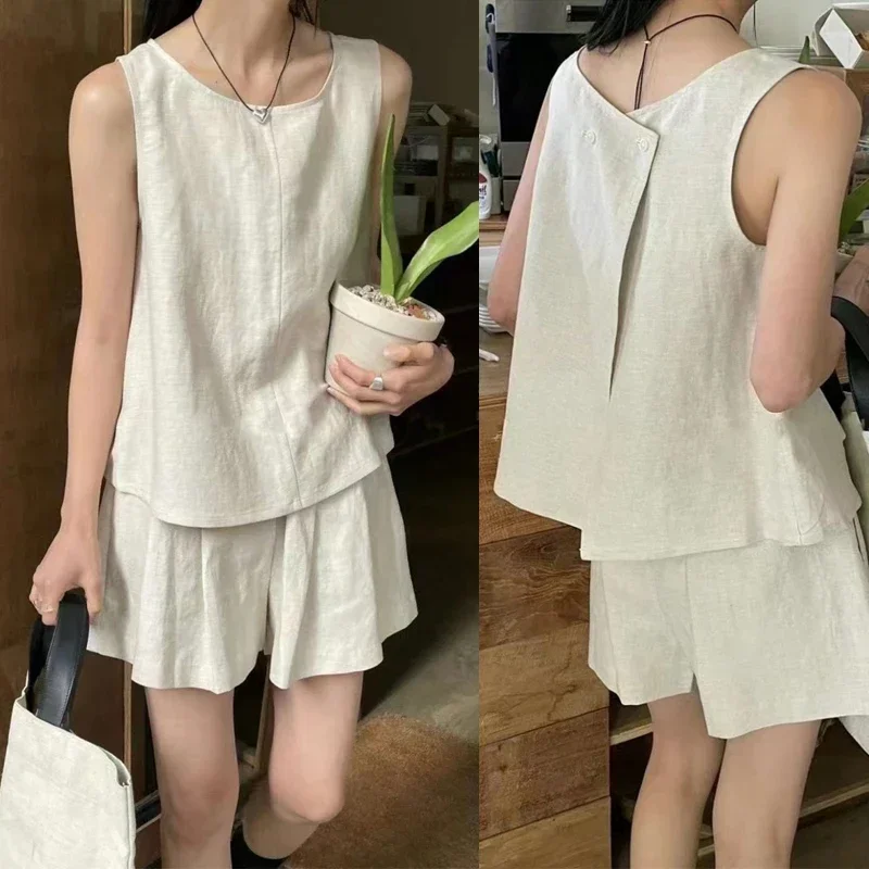 Solid Color Cotton Linen Sleeveless Vest Shorts suit Women's Summer New Korean Style Simple Elegant Casual Top Pants Two-piece S
Solid Color Cotton Linen Sleeveless Vest Shorts suit Women's Summer New Korean Style Simple Elegant Casual Top Pants Two-piece S
