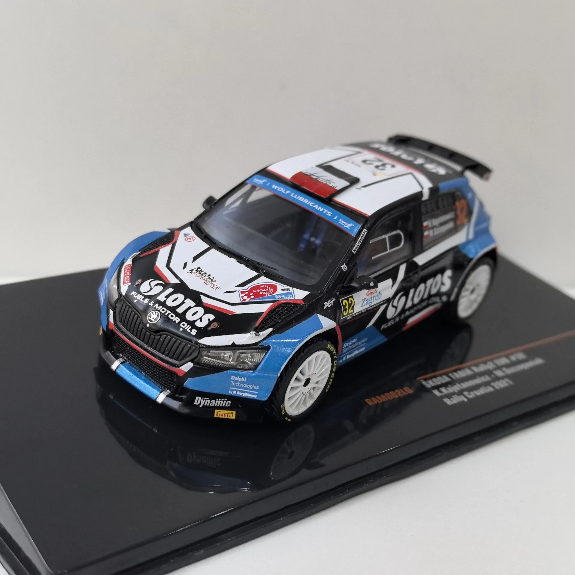Diecast IXO 1/43 Scale SKODA FABIA EVO #32 2021 Skoda Racing Alloy Car Model Collectible Toy Gift Souvenir Display Ornament
Diecast IXO 1/43 Scale SKODA FABIA EVO #32 2021 Skoda Racing Alloy Car Model Collectible Toy Gift Souvenir Display Ornament