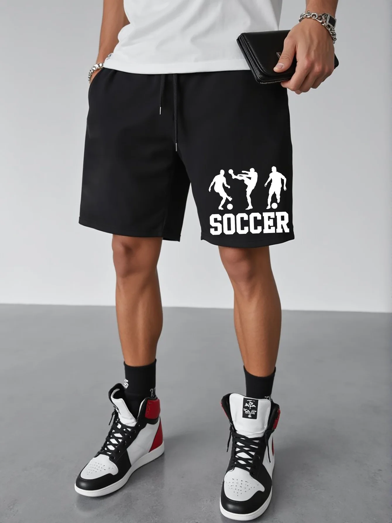 Men's summer casual soccer shorts, versatile mid length sportswear, suitable for trendy outings and beach activities
Men's summer casual soccer shorts, versatile mid length sportswear, suitable for trendy outings and beach activities