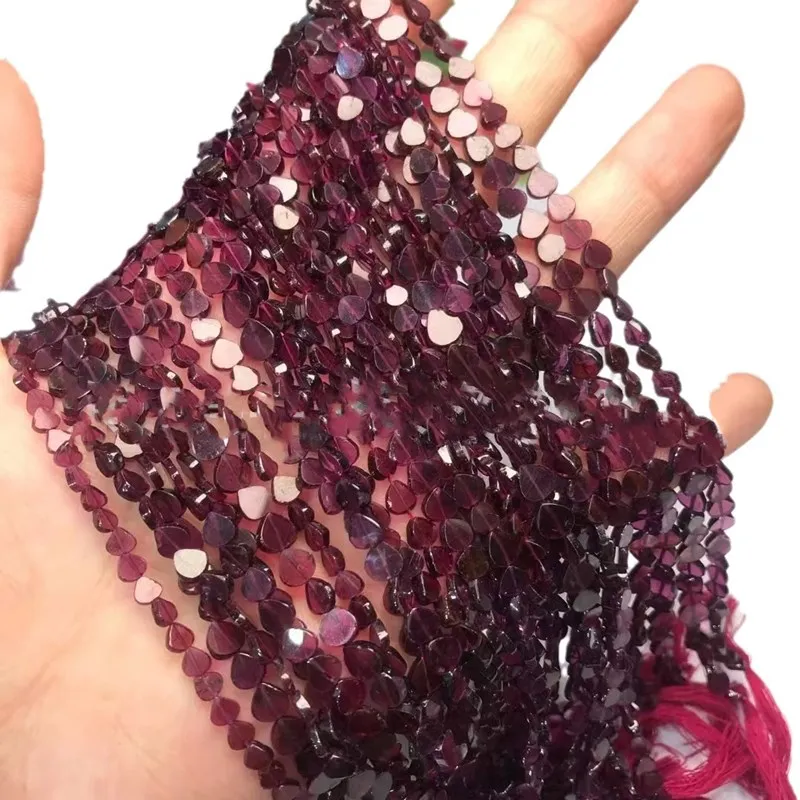 Garnet purple RED flat oval heart drop nature for making jewelry necklace 35cm FPPJ wholesale
Garnet purple RED flat oval heart drop nature for making jewelry necklace 35cm FPPJ wholesale