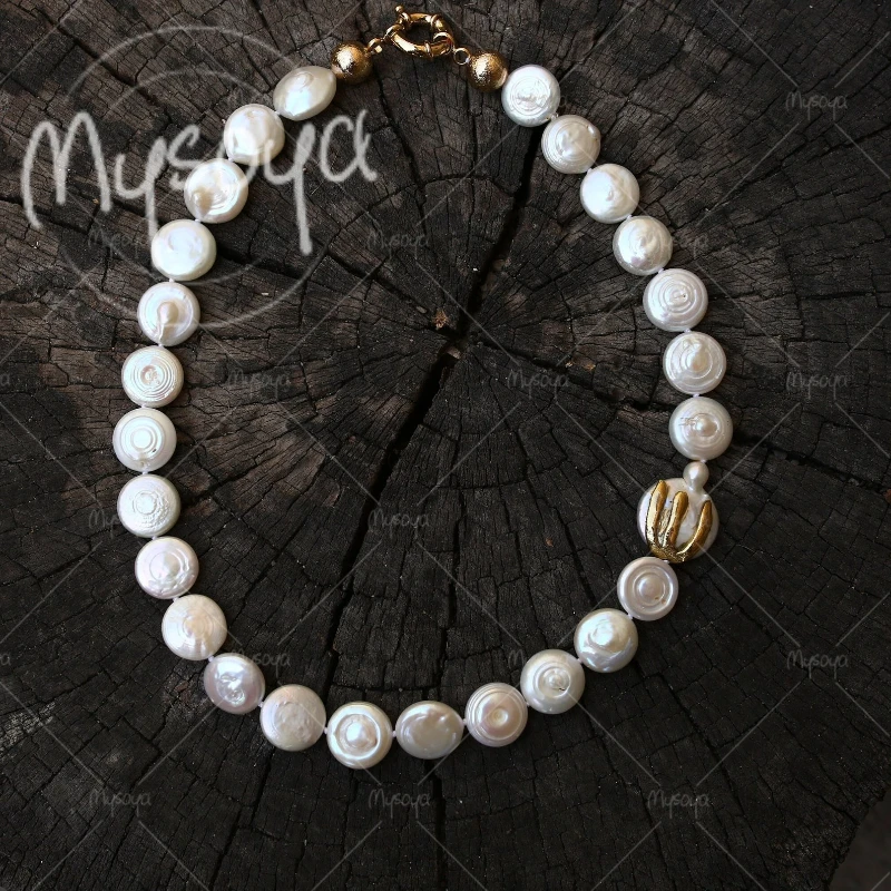 MYSOYA 10-12mm Large White Button Baroque Pearl Necklace, Suitable for Birthday/Wedding/Mother's Day/Father's Day Gift A1018
MYSOYA 10-12mm Large White Button Baroque Pearl Necklace, Suitable for Birthday/Wedding/Mother's Day/Father's Day Gift A1018