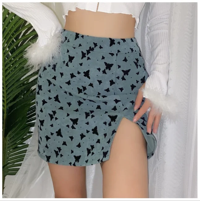 Gothic Black Miniskirt Women's Dark Academic Aesthetic Short Skirt Butterfly Print Girl's Split Half Skirt Hip Wrap Short Skirt
Gothic Black Miniskirt Women's Dark Academic Aesthetic Short Skirt Butterfly Print Girl's Split Half Skirt Hip Wrap Short Skirt
