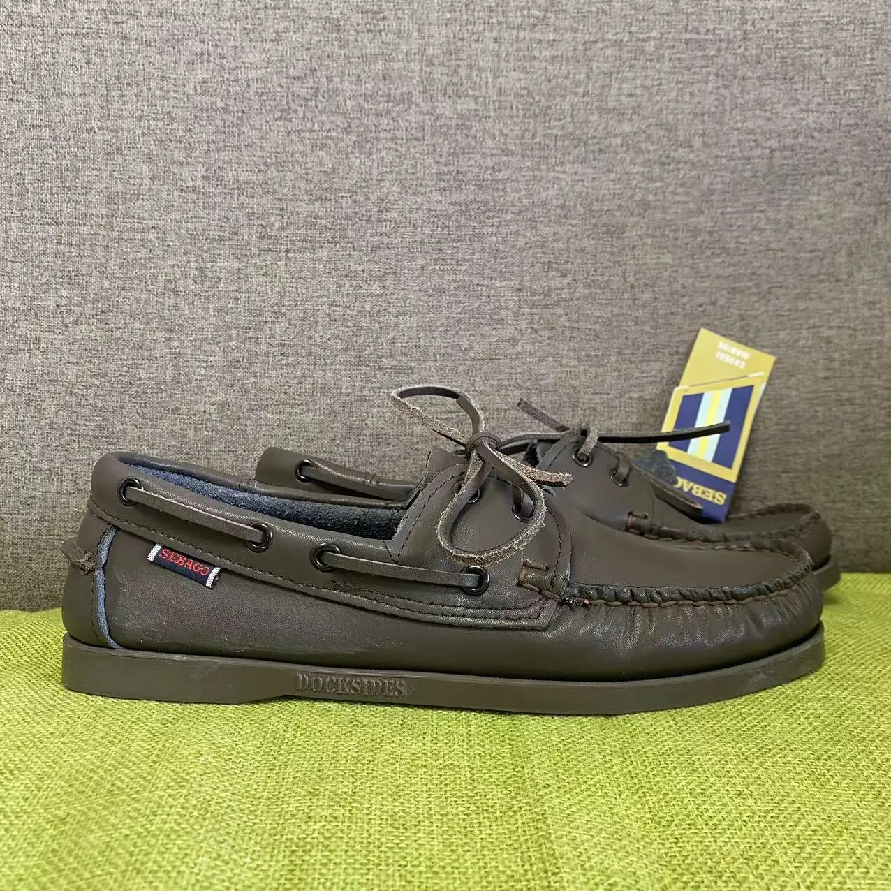 Men Homme Authentic Sebago Docksides Shoes - Premium Leather Moc Toe Lace Up Boat Shoes 60B
Men Homme Authentic Sebago Docksides Shoes - Premium Leather Moc Toe Lace Up Boat Shoes 60B