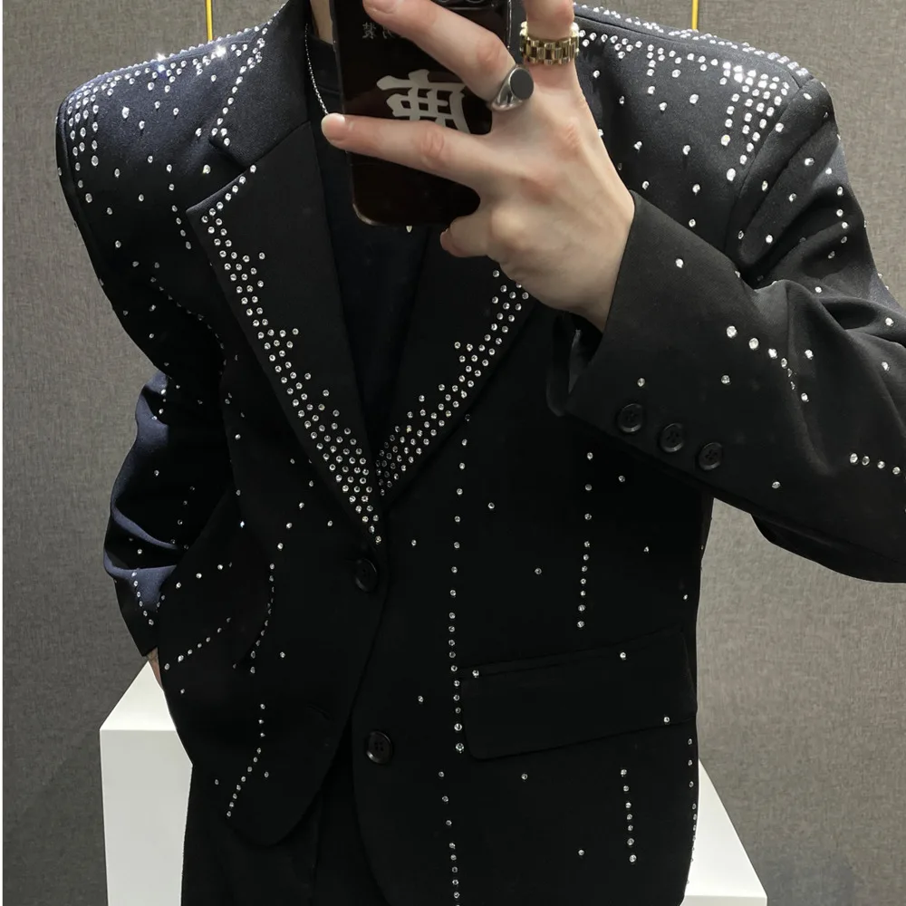 Hot drilling Shiny Jacket Club Party Blazer Men Stage Suit Jacket Men Blazer Homme Luxury Korean Punk Jacket Blazer Masculino
Hot drilling Shiny Jacket Club Party Blazer Men Stage Suit Jacket Men Blazer Homme Luxury Korean Punk Jacket Blazer Masculino