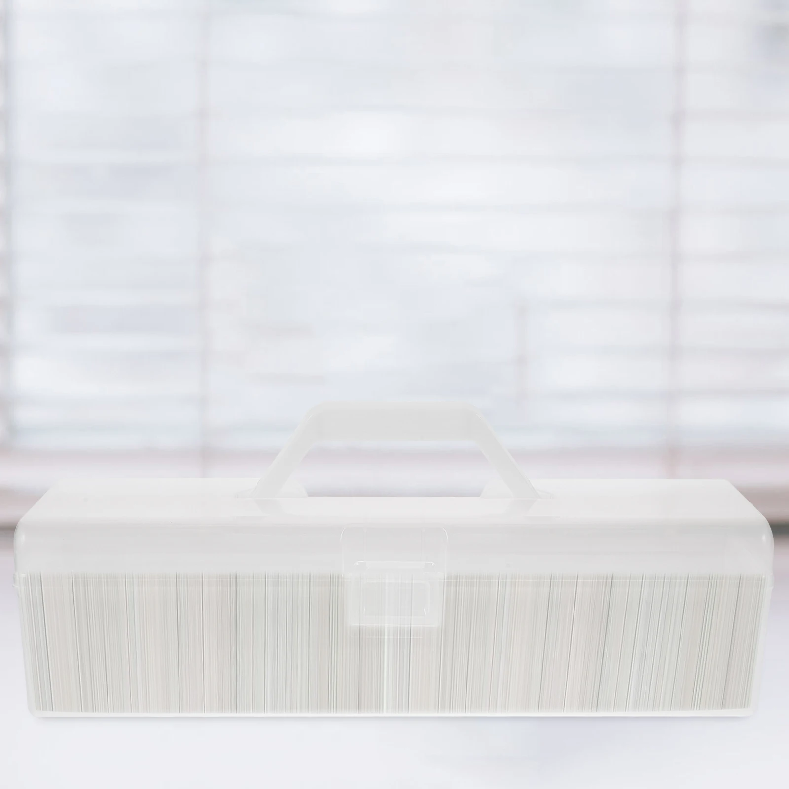 Storage Box Transparent Durable Plastic Portable Office Accessories Trading Card Organizer Business Card Holder Large
Storage Box Transparent Durable Plastic Portable Office Accessories Trading Card Organizer Business Card Holder Large