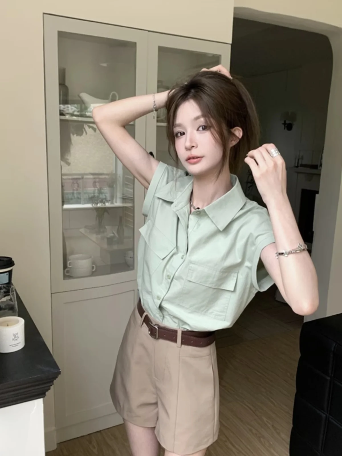 Mint Green Short Sleeve Shirt Women Summer Design Unique Turn-down Collar Single Button Flight Sleeve Top Sweet Style Lo...
Mint Green Short Sleeve Shirt Women Summer Design Unique Turn-down Collar Single Button Flight Sleeve Top Sweet Style Lo...