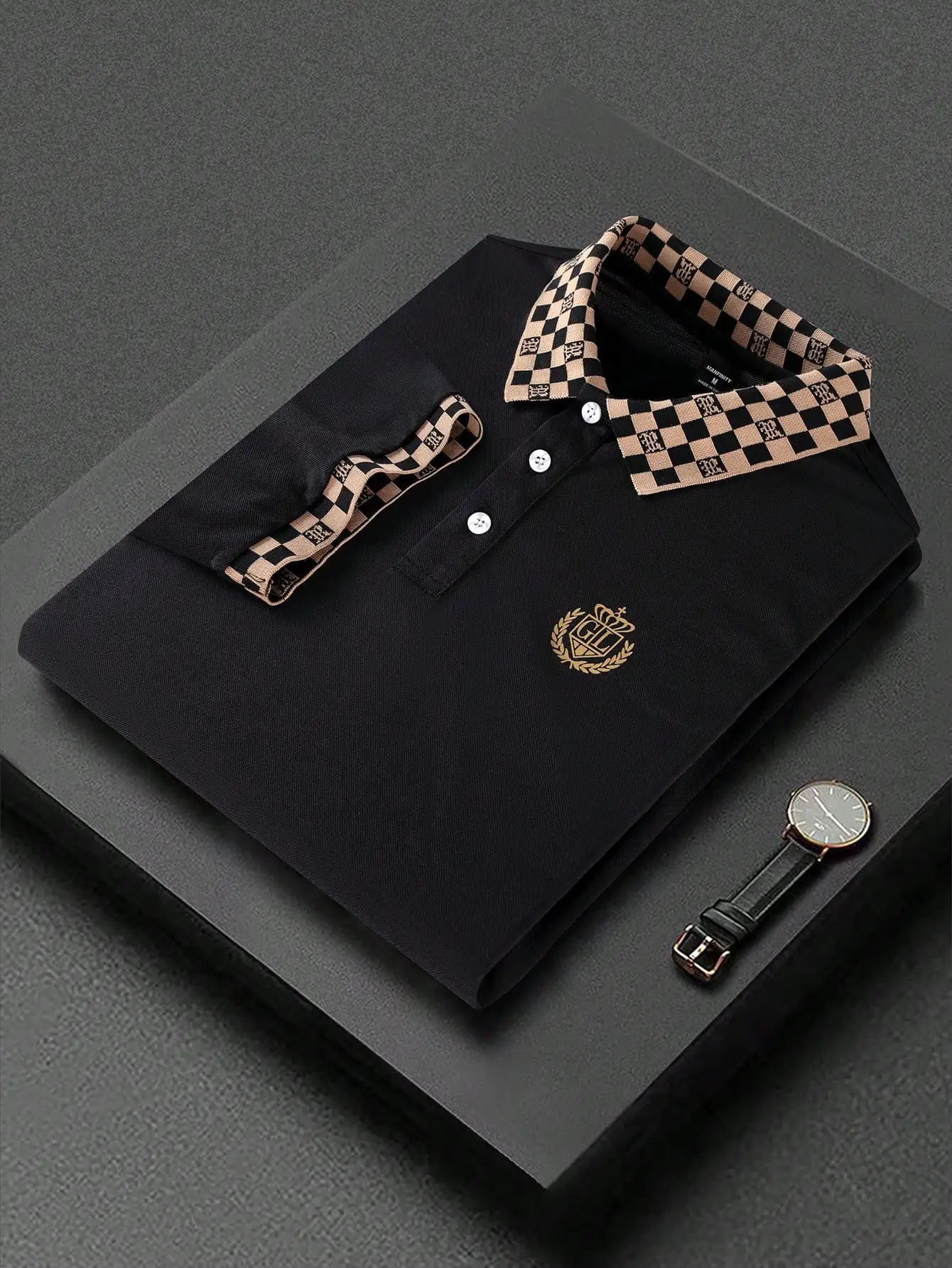Men's Black Long Sleeve Polo Shirt with Checkerboard Collar and Embroidered Crest
Men's Black Long Sleeve Polo Shirt with Checkerboard Collar and Embroidered Crest