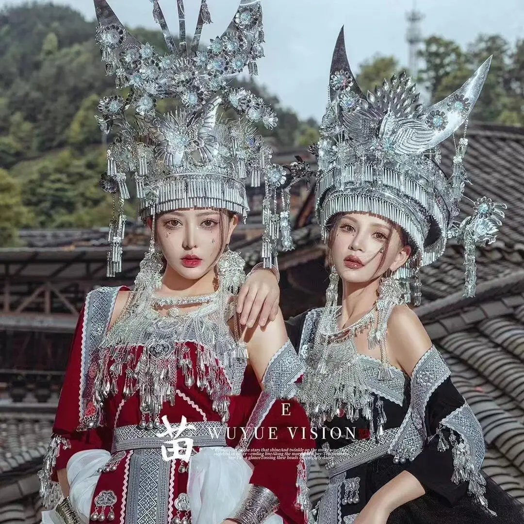 Characteristic Hat Minorit Miao Head Jewelry Head Props Guangxi Hat Alloy Metal Silver Color Headwear Large Headwear Jewelry
Characteristic Hat Minorit Miao Head Jewelry Head Props Guangxi Hat Alloy Metal Silver Color Headwear Large Headwear Jewelry