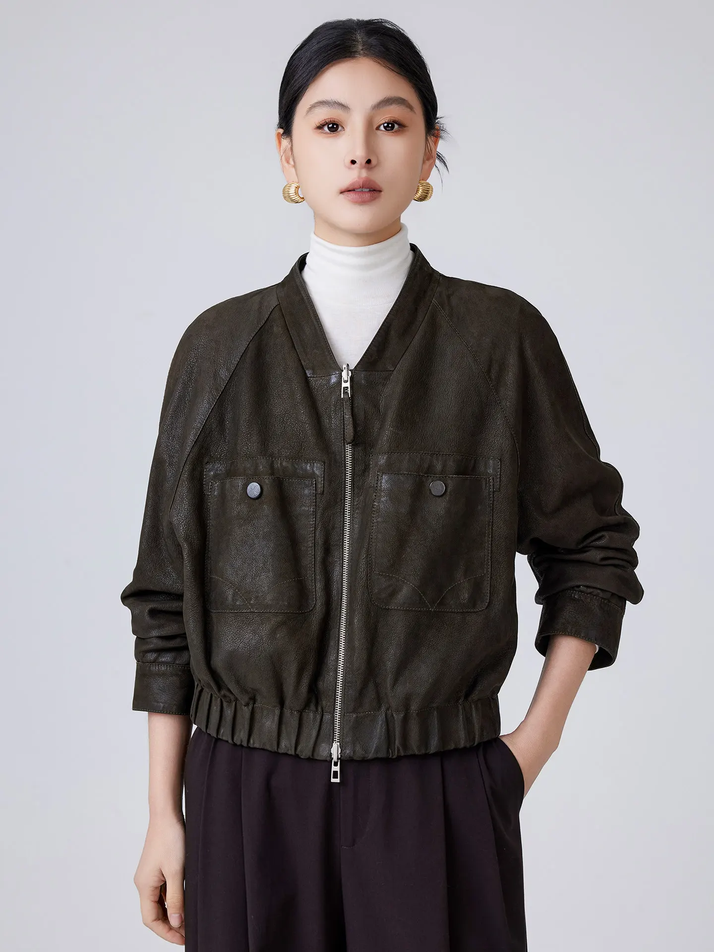 Retro Washed Genuine Leather Jackets for Women Simple V-neck Double-sided Wear Design Loose Short Real Goatskin Leather Coat
Retro Washed Genuine Leather Jackets for Women Simple V-neck Double-sided Wear Design Loose Short Real Goatskin Leather Coat