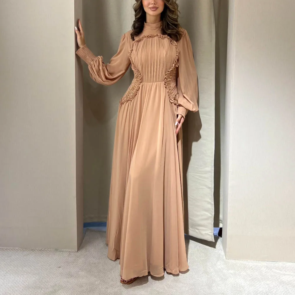 Индивидуальное вечернее платье макси с плиссированными оборками, высоким воротником и рукавами-фонариками для мусульманских торжеств и вечеринок
Индивидуальное вечернее платье макси с плиссированными оборками, высоким воротником и рукавами-фонариками для мусульманских торжеств и вечеринок