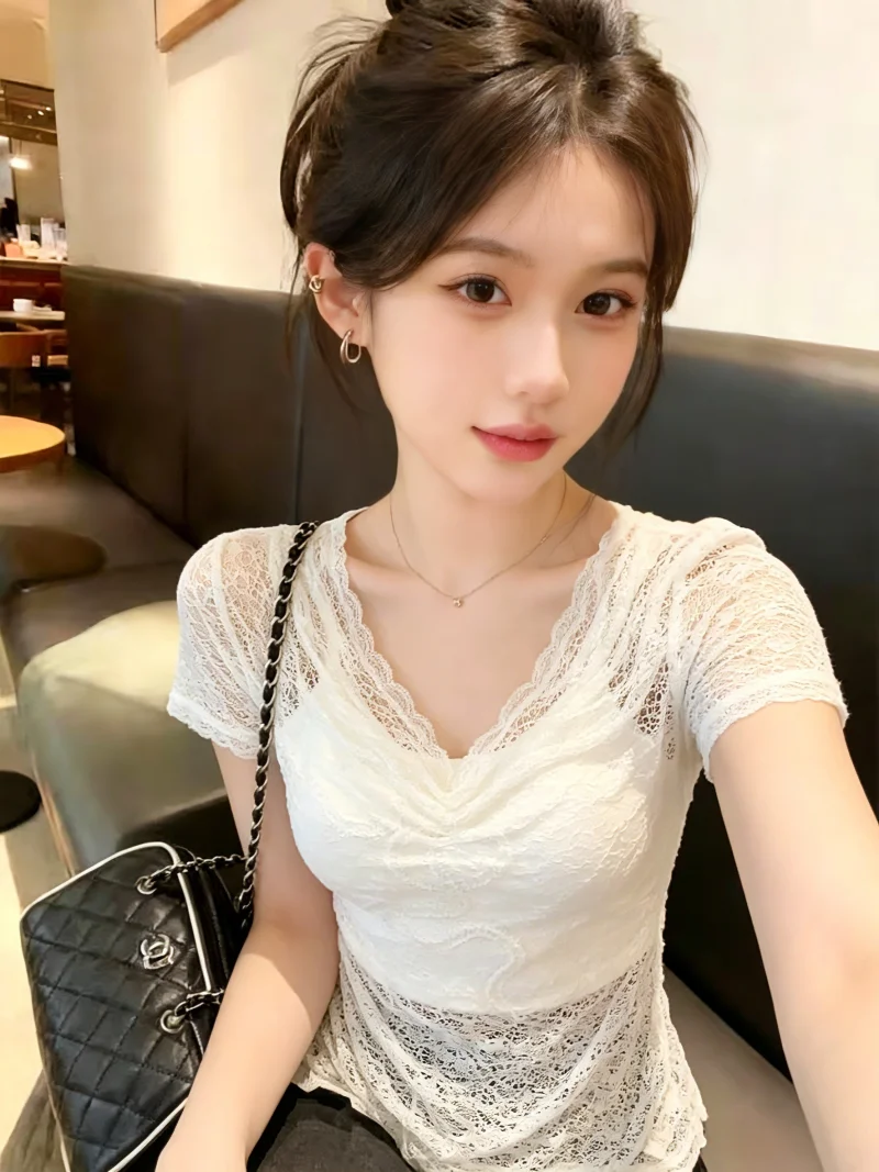 Self-Preserving Hot Girl See-Through Lace Short Sleeve Cover up T-Shirt Women's Summer New Style Strap Vest Layering Set
Self-Preserving Hot Girl See-Through Lace Short Sleeve Cover up T-Shirt Women's Summer New Style Strap Vest Layering Set