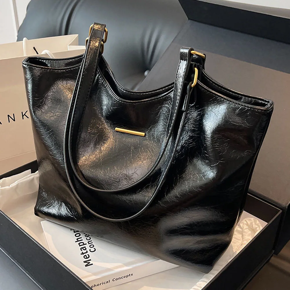Solid Color Large Capacity PU Leather Crossbody Bag Minimalist Bag Casual Style Daily Fashion Single Shoulder Bags For Women
Solid Color Large Capacity PU Leather Crossbody Bag Minimalist Bag Casual Style Daily Fashion Single Shoulder Bags For Women
