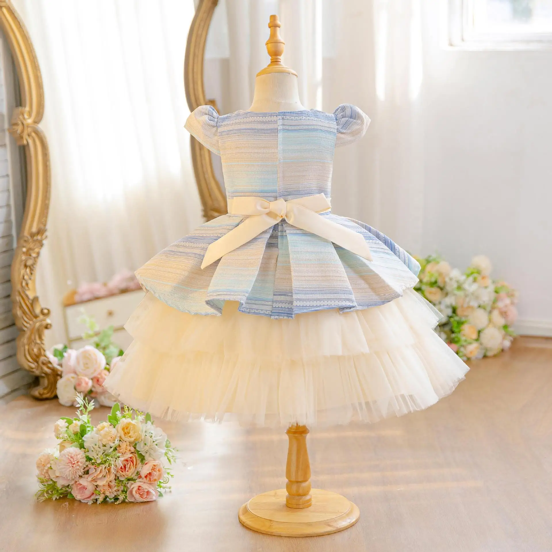 Baby Girl Princess Party Dress Colorful Girl Festive Dresses Tutu Kid Clothes 6 M- 5 Years
Baby Girl Princess Party Dress Colorful Girl Festive Dresses Tutu Kid Clothes 6 M- 5 Years
