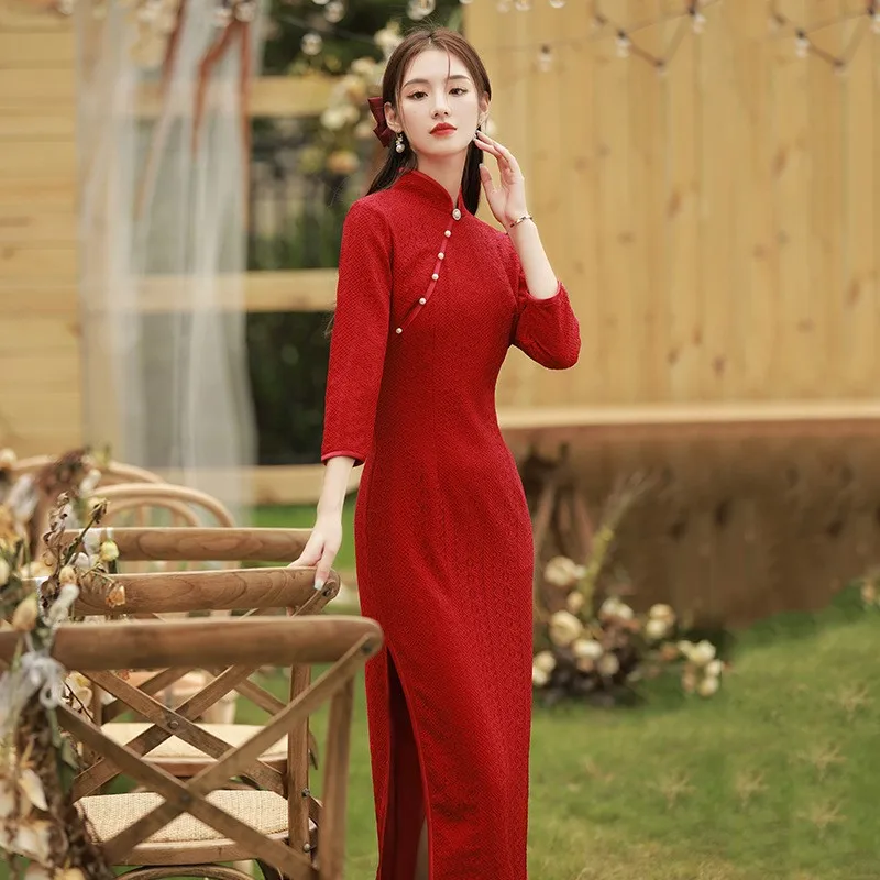 Improved Chinese cheongsam for wedding and engagement red bride's toasting dress elegant long-sleeved
Improved Chinese cheongsam for wedding and engagement red bride's toasting dress elegant long-sleeved