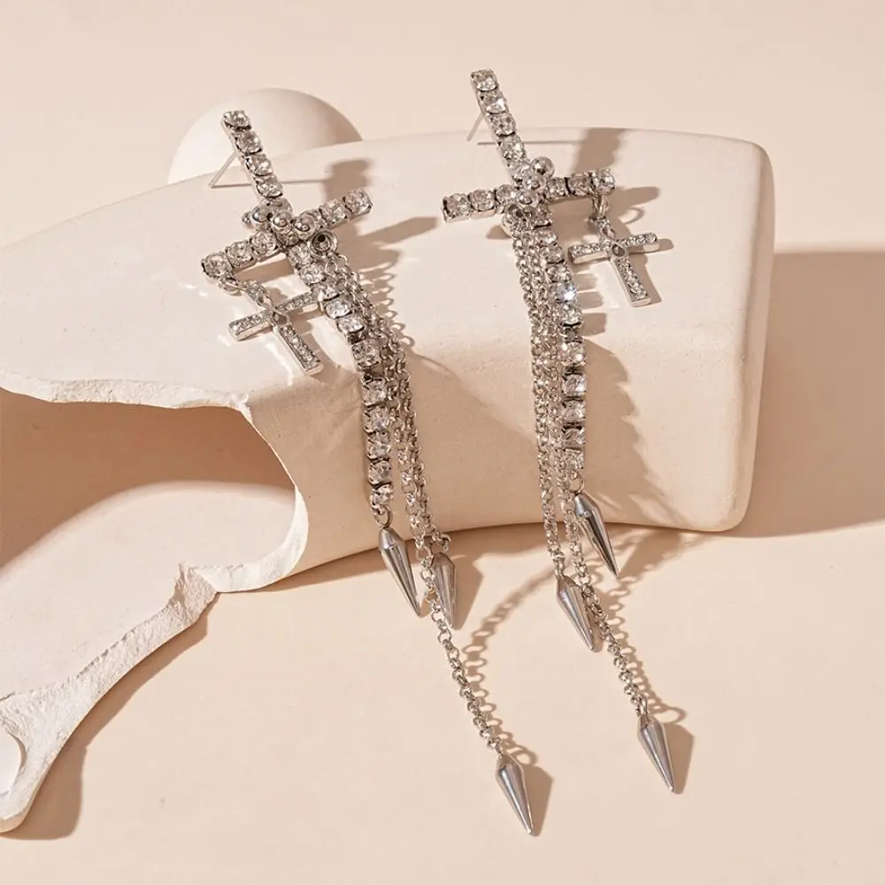 Inlaid Rhinestones Cross Earrings Exquisite Fashion Long Tassels Dangle Earrings Exaggerate Temperament Ear Stud Women
Inlaid Rhinestones Cross Earrings Exquisite Fashion Long Tassels Dangle Earrings Exaggerate Temperament Ear Stud Women
