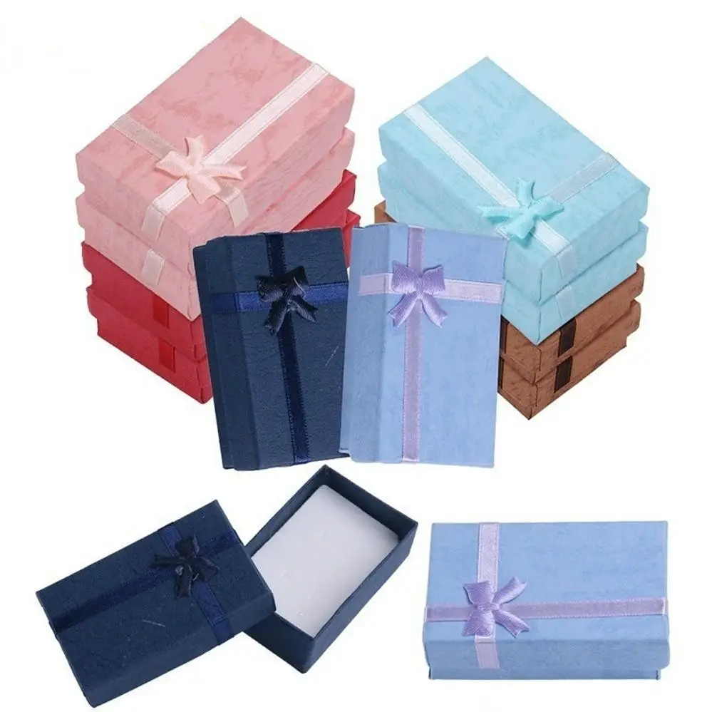 2 шт., высококачественное ожерелье, браслет, набор колец, маленькие подарочные коробки для ювелирных изделий, сумка, упаковка для ювелирных изделий, органайзер для сережек, разные цвета
2 шт., высококачественное ожерелье, браслет, набор колец, маленькие подарочные коробки для ювелирных изделий, сумка, упаковка для ювелирных изделий, органайзер для сережек, разные цвета