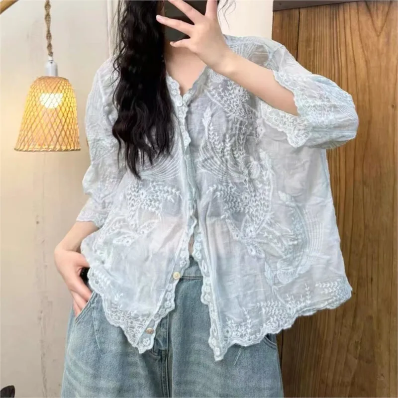 Johnature 2025 Summer New Casual Versatile Distressed Embroidered Button-down Cardigan Simple Thin Sunscreen Loose Blouses
Johnature 2025 Summer New Casual Versatile Distressed Embroidered Button-down Cardigan Simple Thin Sunscreen Loose Blouses