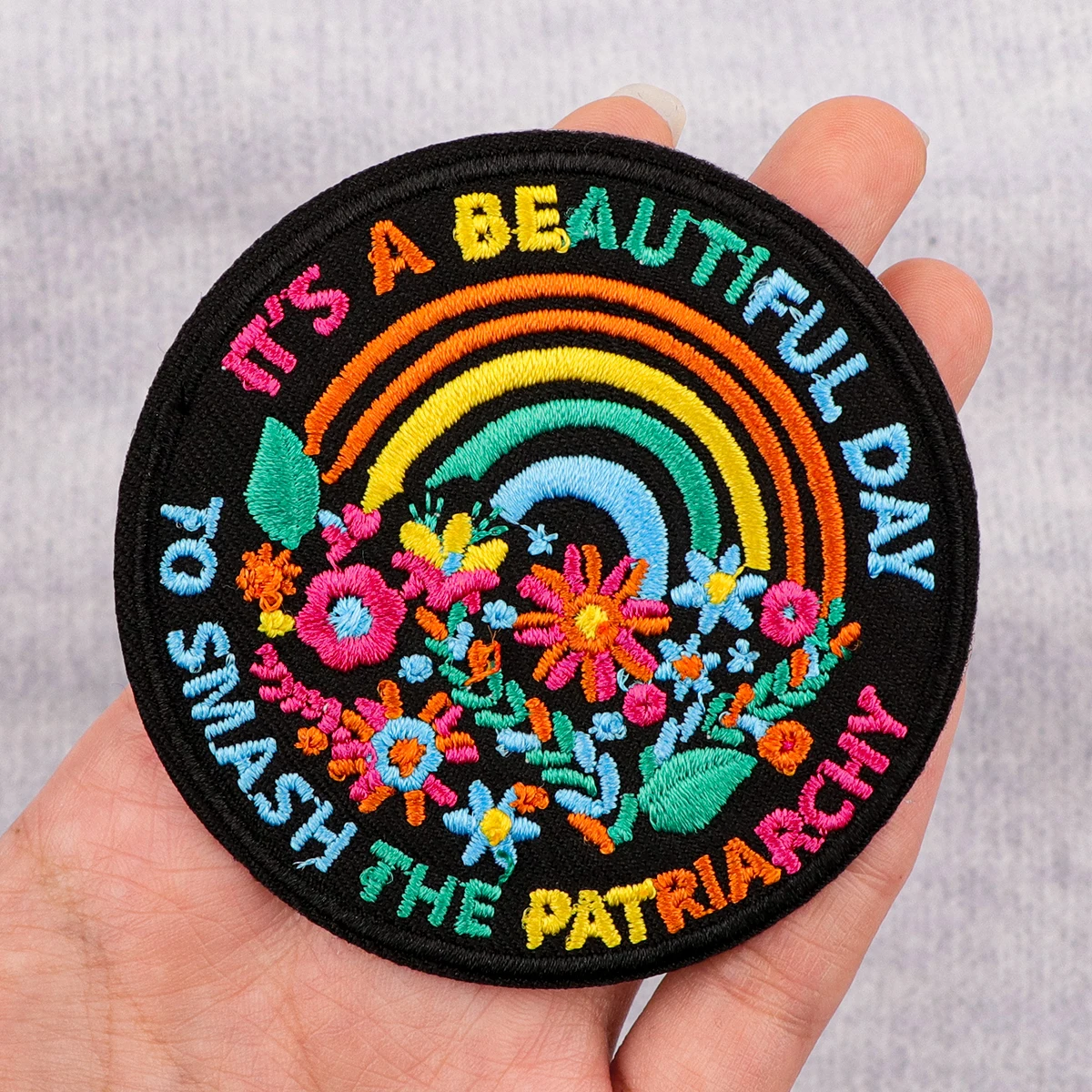 IT'S A BEAUTIFUL DAY Patches On Clothes Feminism Iron on Embroidered Patches For Clothing DIY Stripes Applique Accessory
IT'S A BEAUTIFUL DAY Patches On Clothes Feminism Iron on Embroidered Patches For Clothing DIY Stripes Applique Accessory