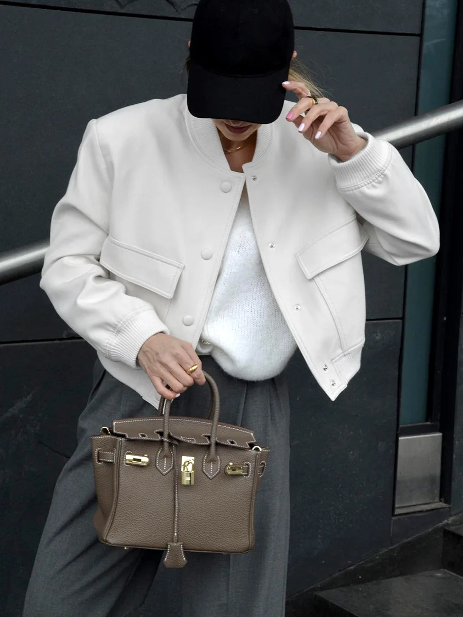 Женская демисезонная куртка-бомбер с желтыми элементами, с вырезом, для работы, тренировок, защитная, расклешенная
Женская демисезонная куртка-бомбер с желтыми элементами, с вырезом, для работы, тренировок, защитная, расклешенная