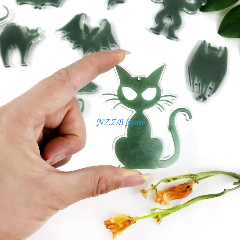 T21F DIY Semi-stereoscopic Halloween Keychain Silicone Bat Mold DIY Ornaments Pendant Crafting Mould for Valentines Gift
T21F DIY Semi-stereoscopic Halloween Keychain Silicone Bat Mold DIY Ornaments Pendant Crafting Mould for Valentines Gift