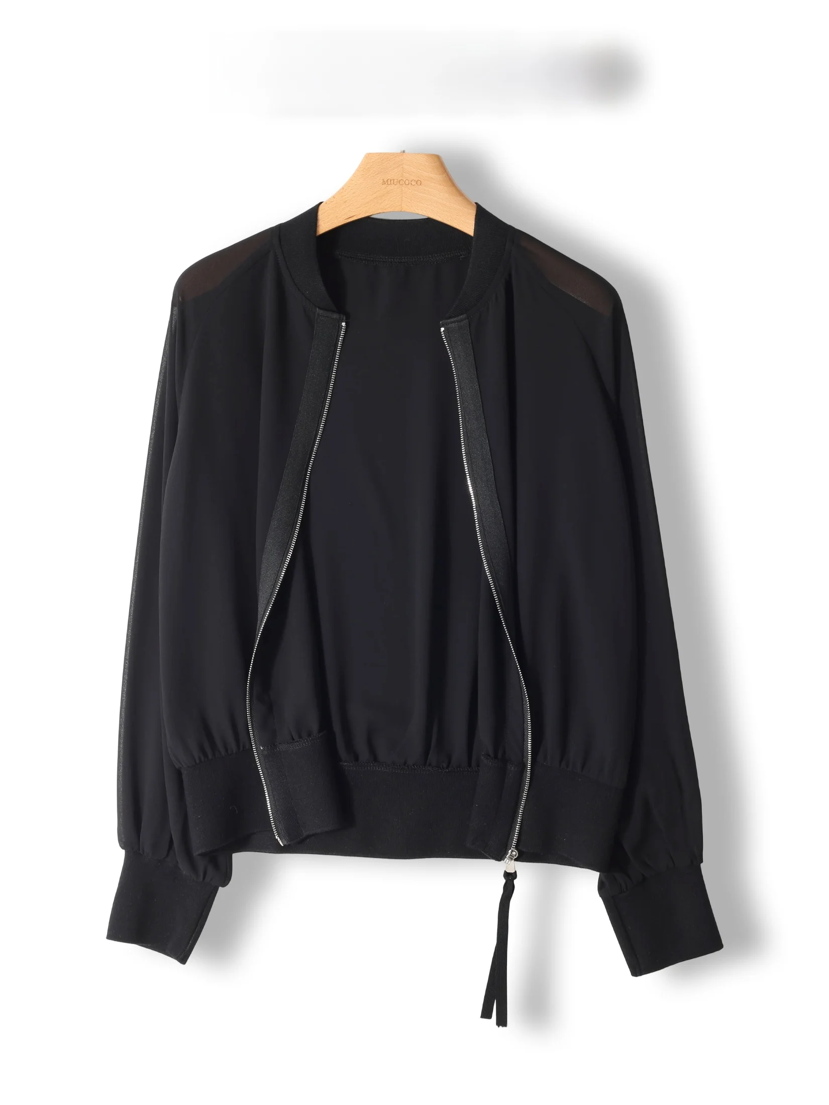 Elegant Black Zipper Open Cardigan Women's Sun Protection Outerwear Minimalist Style Long Sleeve Stand Collar Slim Fit Coat
Elegant Black Zipper Open Cardigan Women's Sun Protection Outerwear Minimalist Style Long Sleeve Stand Collar Slim Fit Coat