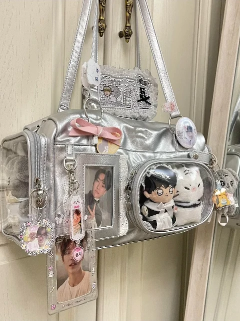 Korean Sle Large Capaci Commuter Women's Pain Bag Multilayer Silver Color Faionable Versatile ain Pattern Soft Polyes...
Korean Sle Large Capaci Commuter Women's Pain Bag Multilayer Silver Color Faionable Versatile ain Pattern Soft Polyes...