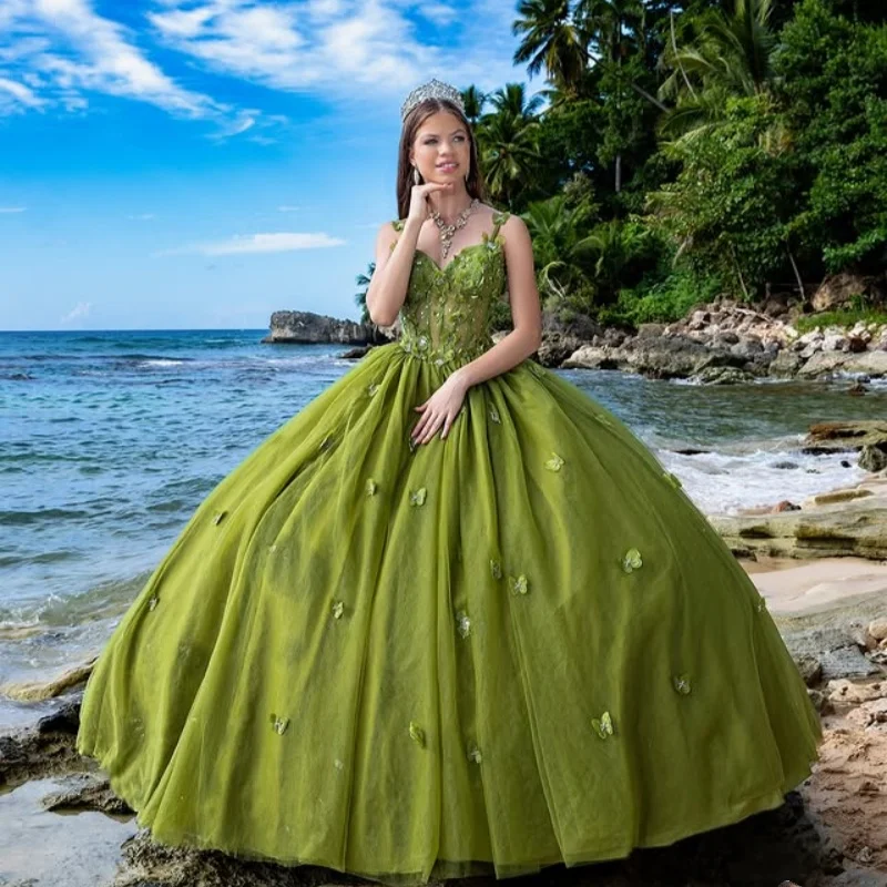 Customized green Quinceanera Dresses Off the Shoulder Sequin 3D flower Tull Lace Bow Long tail Vestido 15 Quinceanera
Customized green Quinceanera Dresses Off the Shoulder Sequin 3D flower Tull Lace Bow Long tail Vestido 15 Quinceanera