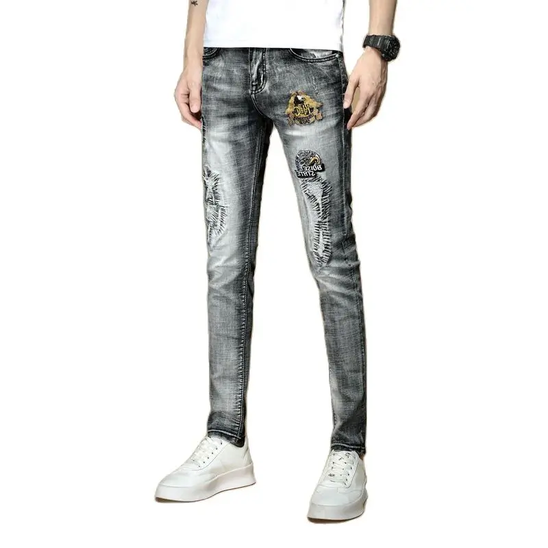 Spring And Autumn 2022 Fashion Denim Embroidery Flower Hip Hop Personality Hole Jeans Men Korean Elastic Slim Feet Beggar Pants
Spring And Autumn 2022 Fashion Denim Embroidery Flower Hip Hop Personality Hole Jeans Men Korean Elastic Slim Feet Beggar Pants