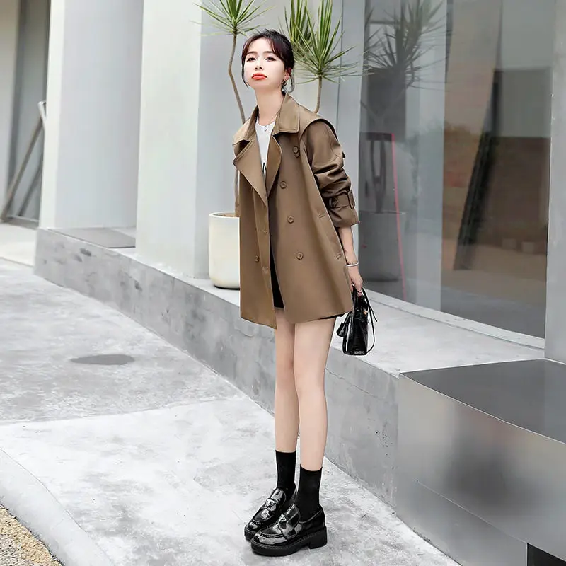 2023 Coffee Short Windbreaker Coat Women's Spring And Autumn Korean Version Loose Fashion Design Trench Trend Outerwear Z1537
2023 Coffee Short Windbreaker Coat Women's Spring And Autumn Korean Version Loose Fashion Design Trench Trend Outerwear Z1537