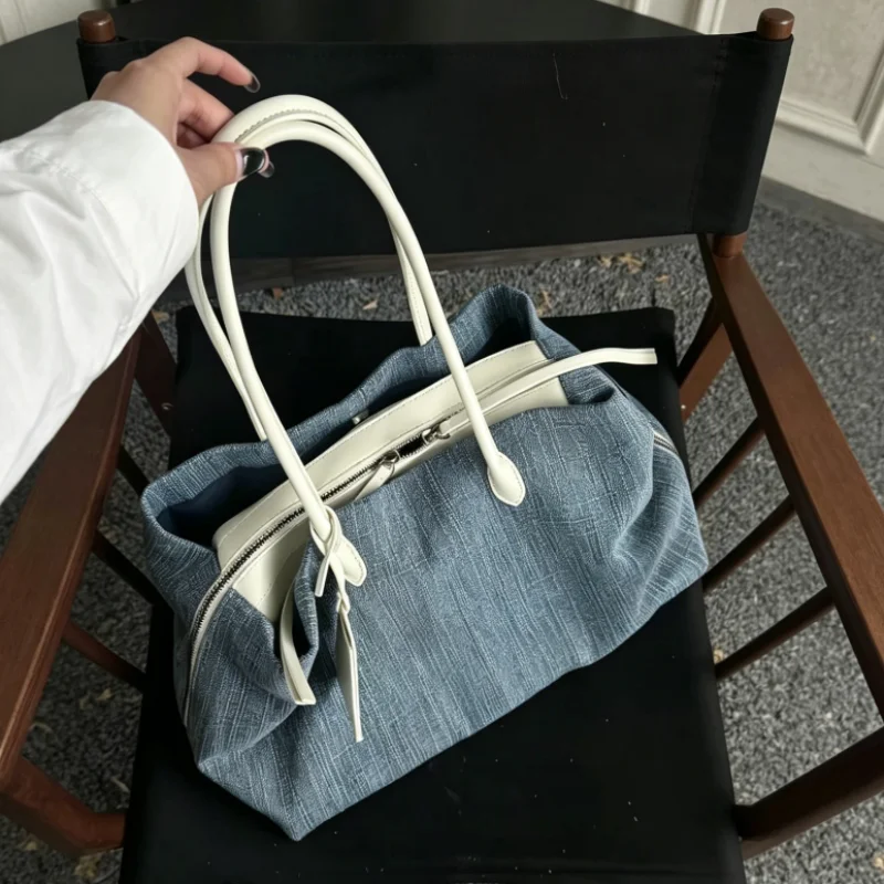 Retro Canvas Shoulder Bag Fashion Minimalist Large-capacity Tote Bag Multi-layer Versatile Casual Commuter Handbag
Retro Canvas Shoulder Bag Fashion Minimalist Large-capacity Tote Bag Multi-layer Versatile Casual Commuter Handbag