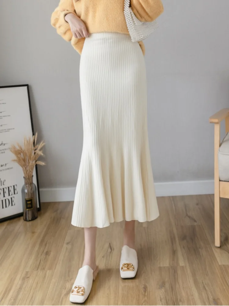 Korean Fashion Knitted Fishtail Skirts Women New Drape Warm Soft Slim Wrap Skirts for Women High Waist Temperament Long Skirt
Korean Fashion Knitted Fishtail Skirts Women New Drape Warm Soft Slim Wrap Skirts for Women High Waist Temperament Long Skirt