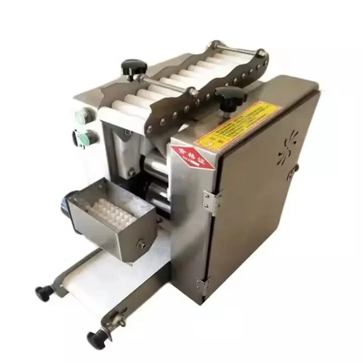 # Автоматическая машина для формования овальной китайской пельменей, коммерческая квадратная машина для изготовления булочек на пару Wonton
# Автоматическая машина для формования овальной китайской пельменей, коммерческая квадратная машина для изготовления булочек на пару Wonton