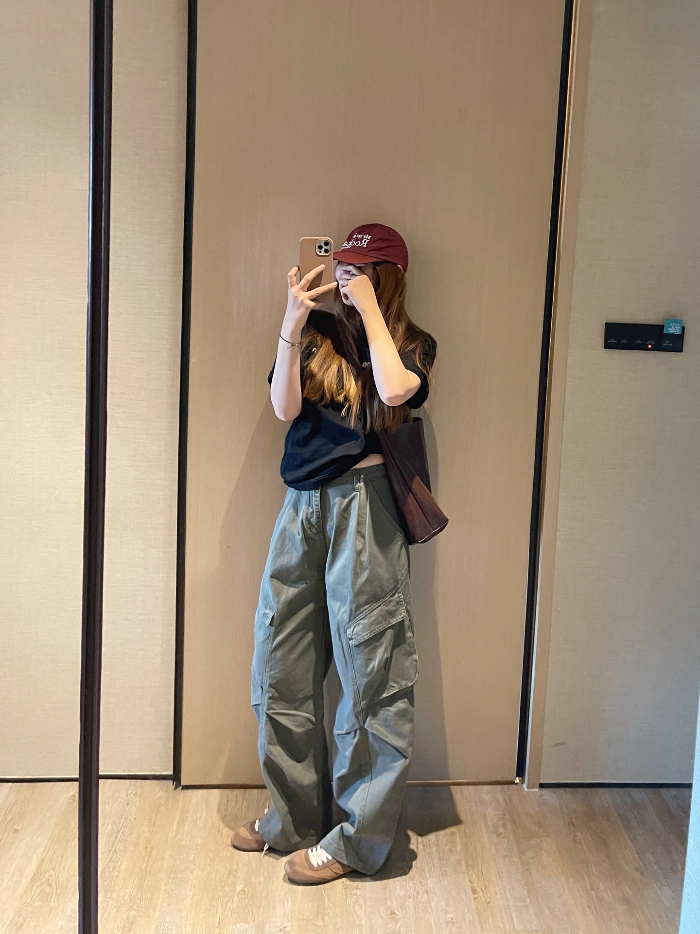 KOGIRL Spring Casual Simple Workwear High Waist Pleated Straight Leg Comfortable Loose Long Pants Women's High Waist Cotton
KOGIRL Spring Casual Simple Workwear High Waist Pleated Straight Leg Comfortable Loose Long Pants Women's High Waist Cotton