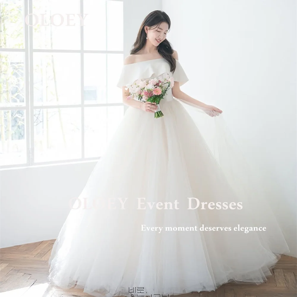 OLOEY Simple Off Shoulder A Line Wedding Dresses Korea Photo Shoot Soft Tulle Floor Length Bridal Gowns Corset Zip Customized
OLOEY Simple Off Shoulder A Line Wedding Dresses Korea Photo Shoot Soft Tulle Floor Length Bridal Gowns Corset Zip Customized