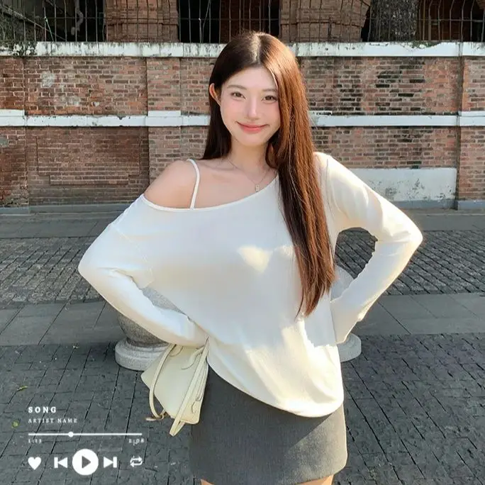 Spice Girls Slant Shoulder Long Sleeve T-Shirt Women Casual Loose Slim Designed Niche Lazy Strapless Top Breathable Soft
Spice Girls Slant Shoulder Long Sleeve T-Shirt Women Casual Loose Slim Designed Niche Lazy Strapless Top Breathable Soft