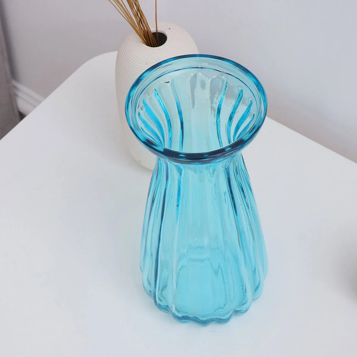 European Blue Glass Flower Vase Decorative Container for Living Room Bedroom Office Flower Vase Retro Style Container 
European Blue Glass Flower Vase Decorative Container for Living Room Bedroom Office Flower Vase Retro Style Container