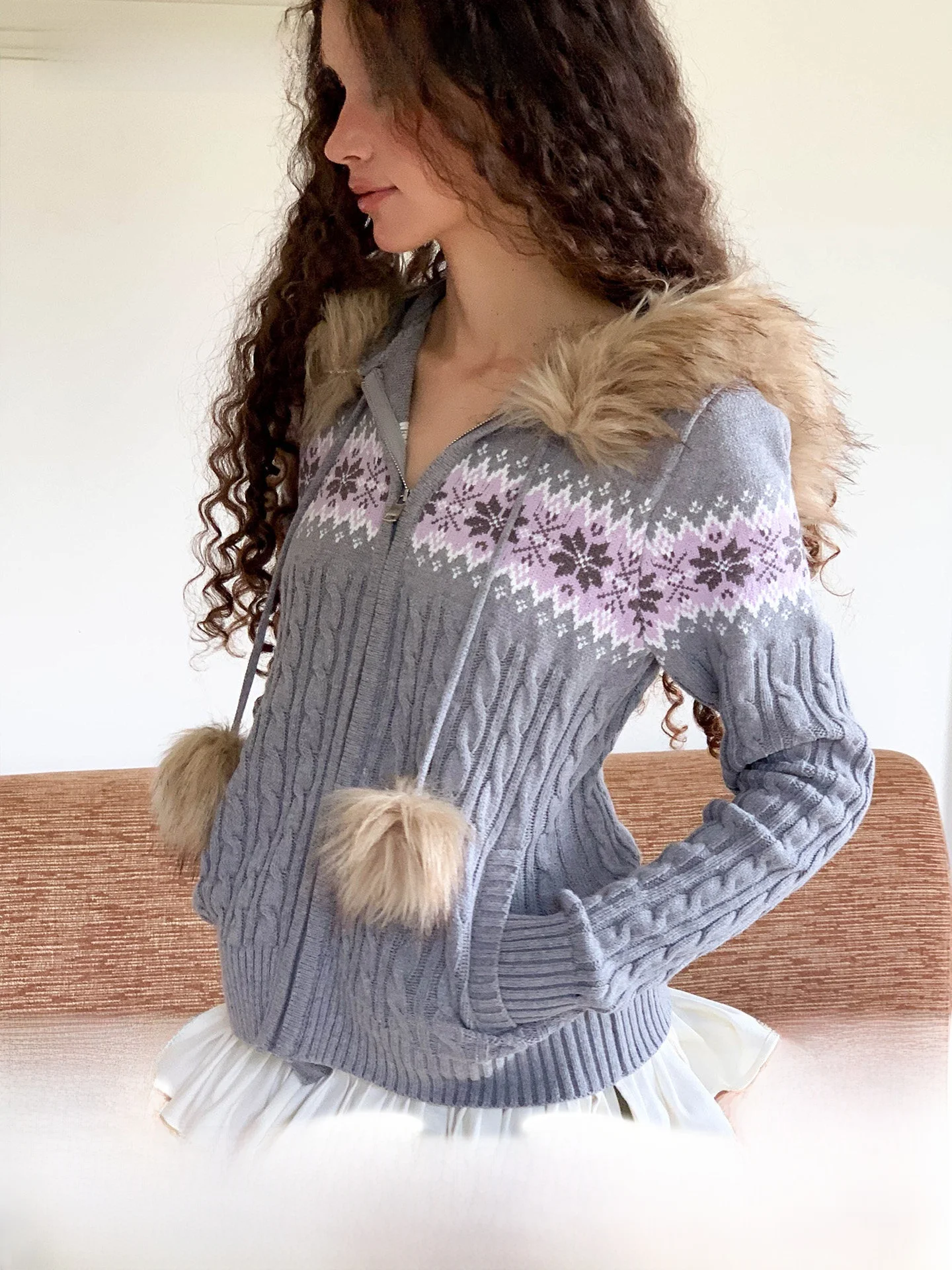 Slim Fit Fair Isle Knit Cardigan with Zipper Ne And Tassel Women's Autumn Winter Faion Warm Cotton Blend Long Sve Sweater
Slim Fit Fair Isle Knit Cardigan with Zipper Ne And Tassel Women's Autumn Winter Faion Warm Cotton Blend Long Sve Sweater