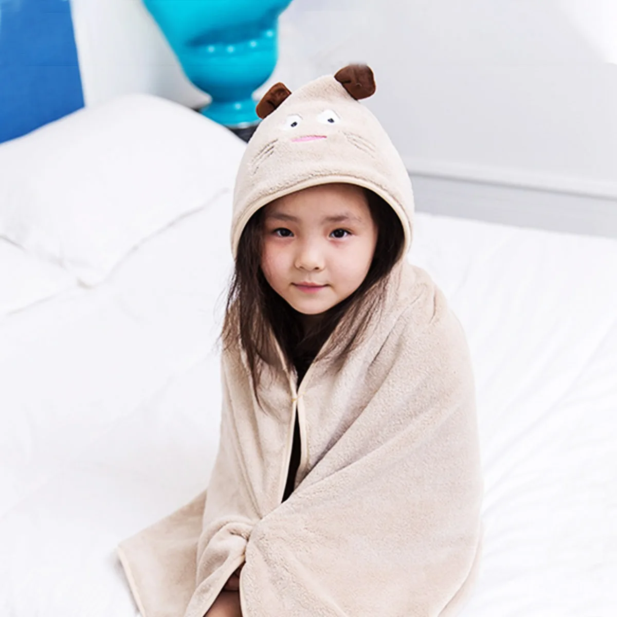 Adorable Cartoon Animal Design Children Bathrobe Kid Towel Comfortable Wear Dries Kids Quickly
Adorable Cartoon Animal Design Children Bathrobe Kid Towel Comfortable Wear Dries Kids Quickly