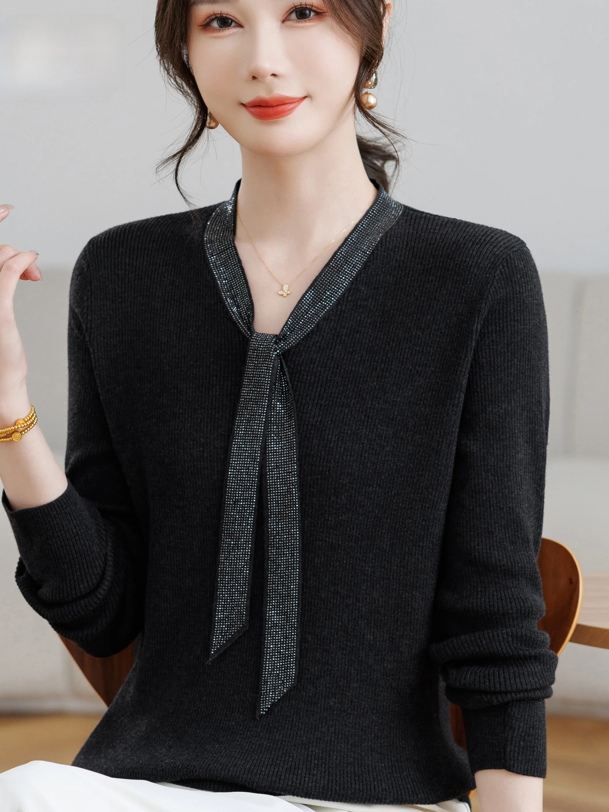 Весенне-осенний вязаный свитер с v-образным вырезом Sa, женский свободный модный молодежный шерстяной базовый свитер, модная теплая повседневная одежда
Весенне-осенний вязаный свитер с v-образным вырезом Sa, женский свободный модный молодежный шерстяной базовый свитер, модная теплая повседневная одежда