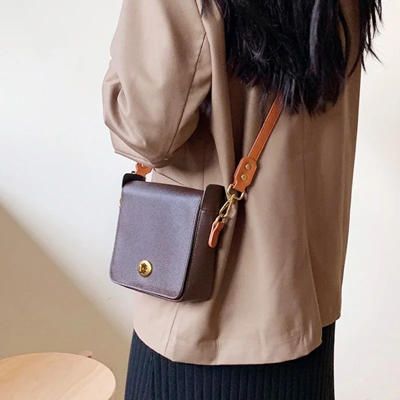 2026 Women Fashion Vintage Mini Square Bag Lady Luxury Designers Casual Shoulder Bags Female Trend Dark Chocolate Crossbody Bag
2026 Women Fashion Vintage Mini Square Bag Lady Luxury Designers Casual Shoulder Bags Female Trend Dark Chocolate Crossbody Bag