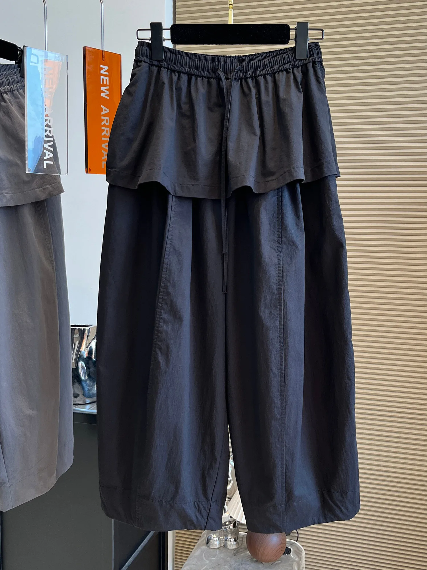 plus Size Wide Leg Pants High Waist Belted Splice Knife Nine Points Summer Casual Polyester Fiber Ladies Trousers
plus Size Wide Leg Pants High Waist Belted Splice Knife Nine Points Summer Casual Polyester Fiber Ladies Trousers