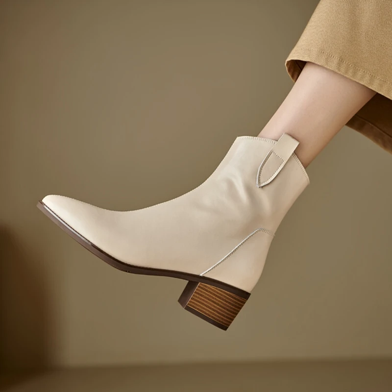 NEW Autumn Women Boots Split Leather Shoes for Women Pointed Toe Chunky Heel Shoes Elegant Zipper Boots High Heel Modern Boots
NEW Autumn Women Boots Split Leather Shoes for Women Pointed Toe Chunky Heel Shoes Elegant Zipper Boots High Heel Modern Boots