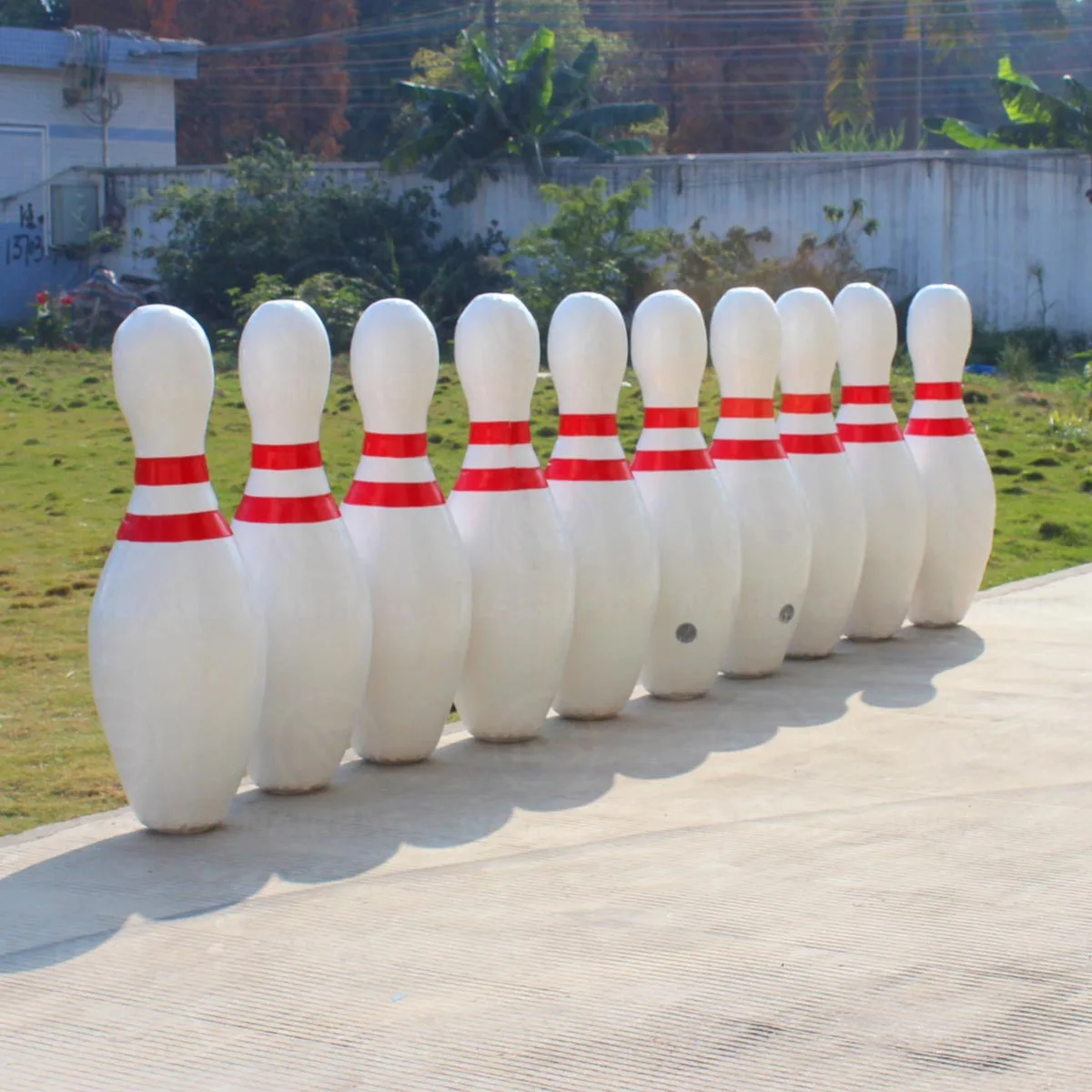 Large Inflatable Ten Pin Bowling Human Bowling Giant Game Inflatable Bowling Pins for Kids Play
Large Inflatable Ten Pin Bowling Human Bowling Giant Game Inflatable Bowling Pins for Kids Play